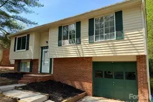 9525 Robert Burns Ct, Charlotte, NC 28213 - Photo 13