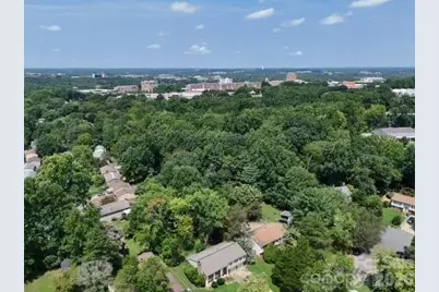 9525 Robert Burns Court, Charlotte, NC 28213 - Photo 3