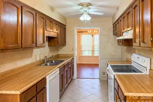 309 Tradd St, Mauldin, SC 29662 - Photo 3