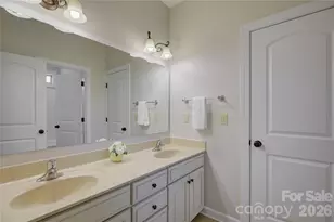 13017 Avila Ct, Charlotte, NC 28278 - Photo 35