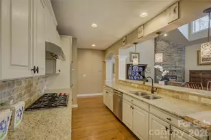 13017 Avila Ct, Charlotte, NC 28278 - Photo 13