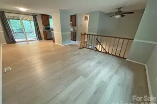 9524 & 9525 Robert Burns Ct, Charlotte, NC 28213 - Photo 17