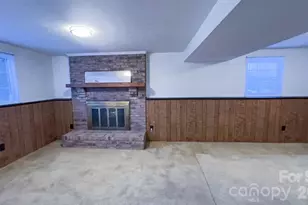 1018 Farmfield Ln, Charlotte, NC 28213 - Photo 17