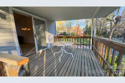 1018 Farmfield Lane, Charlotte, NC 28213 - Photo 11
