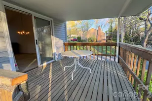 1018 Farmfield Ln, Charlotte, NC 28213 - Photo 11