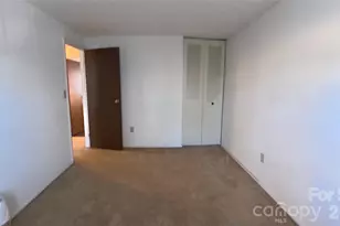 1018 Farmfield Ln, Charlotte, NC 28213 - Photo 27