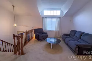 1018 Farmfield Ln, Charlotte, NC 28213 - Photo 5