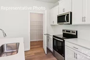 600 17th Ave Dr NE, Hickory, NC 28601 - Photo 9