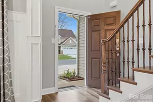 9414 Macquarie Ln, Charlotte, NC 28227 - Photo 3