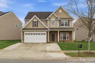 9414 Macquarie Ln, Charlotte, NC 28227 - Photo 1