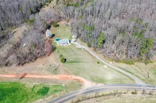 311 Fletcher Rd, Union Grove, NC 28689 - Photo 13