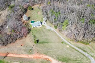 311 Fletcher Rd, Union Grove, NC 28689 - Photo 13