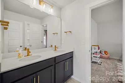 14107 Belmont Greene Drive, Charlotte, NC 28213 - Photo 31