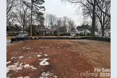 733 Fugate Avenue, Charlotte, NC 28205 - Photo 1