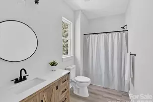 651 Stillgreen Ln, Charlotte, NC 28214 - Photo 21