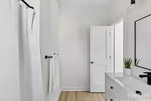 651 Stillgreen Ln, Charlotte, NC 28214 - Photo 17