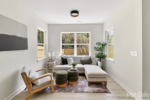 651 Stillgreen Ln, Charlotte, NC 28214 - Photo 9