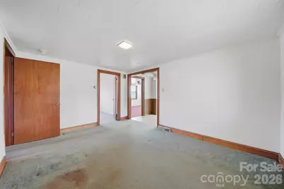 2421 35th Street Court NE, Hickory, NC 28601 - Photo 13