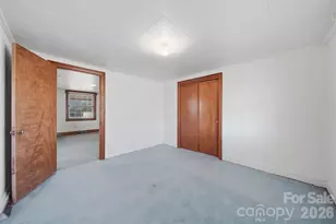 2421 35th St Ct NE, Hickory, NC 28601 - Photo 15