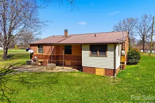 2421 35th St Ct NE, Hickory, NC 28601 - Photo 25