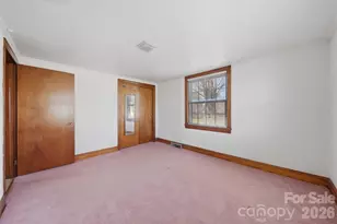 2421 35th St Ct NE, Hickory, NC 28601 - Photo 19