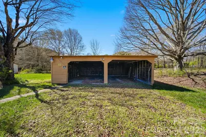 2421 35th Street Court NE, Hickory, NC 28601 - Photo 27