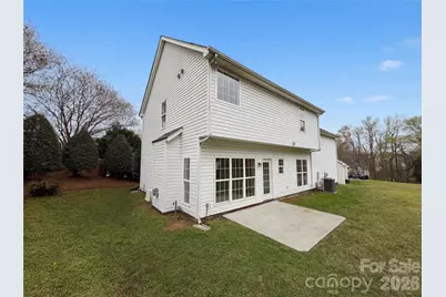 11037 Wyndham Pointe Drive, Charlotte, NC 28213 - Photo 21