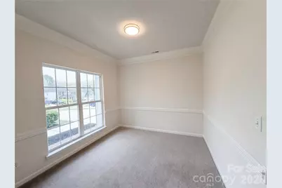 11037 Wyndham Pointe Drive, Charlotte, NC 28213 - Photo 15