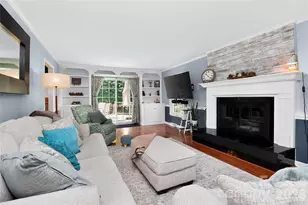 4007 Meadowridge Dr, Charlotte, NC 28226 - Photo 15