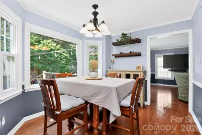 4007 Meadowridge Drive, Charlotte, NC 28226 - Photo 11