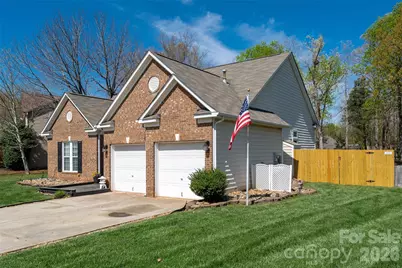 9122 Swallow Tail Lane, Charlotte, NC 28269 - Photo 3