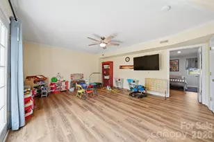 608 Hoyle St, Lincolnton, NC 28092 - Photo 25