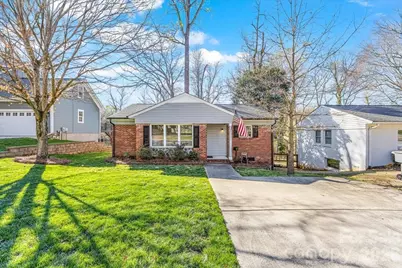 4922 Valley Stream Road, Charlotte, NC 28209 - Photo 3