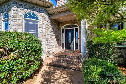 5873 Bakers Point, Hickory, NC 28602 - Photo 3