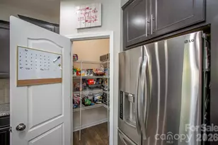 2673 Creekview Dr, Waxhaw, NC 28173 - Photo 5