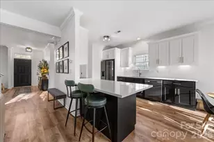 9627 Brookmere Ln, Charlotte, NC 28214 - Photo 11