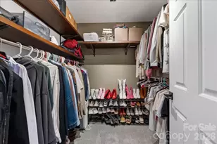 9627 Brookmere Ln, Charlotte, NC 28214 - Photo 31