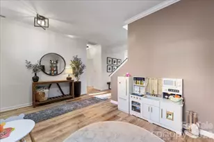 9627 Brookmere Ln, Charlotte, NC 28214 - Photo 23