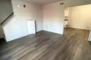 318 N Poplar St, Gastonia, NC 28054 - Photo 5