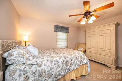 1070 S College Avenue, Newton, NC 28658 - Photo 13