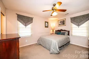 1070 S College Ave, Newton, NC 28658 - Photo 15