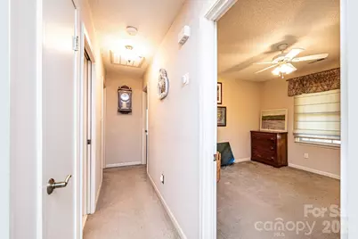 1070 S College Avenue, Newton, NC 28658 - Photo 11