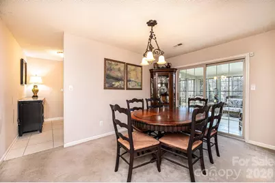 1070 S College Avenue, Newton, NC 28658 - Photo 5