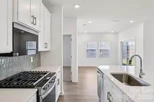 690 Danya Dr, York, SC 29745 - Photo 5