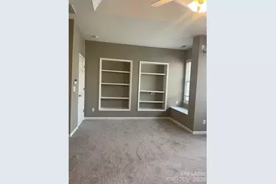 5828 Lagrande Drive, Charlotte, NC 28269 - Photo 5