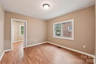 209 W Marsh St, Salisbury, NC 28144 - Photo 15