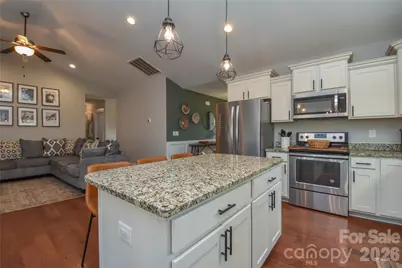 1809 Megan Ann Lane, Lincolnton, NC 28092 - Photo 7