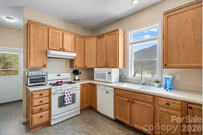 267 Eagles Trace, Canton, NC 28716 - Photo 13