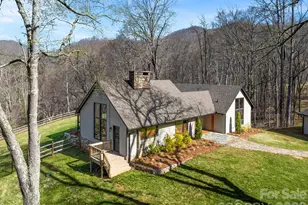 1952 Country Club Dr, Canton, NC 28716 - Photo 25