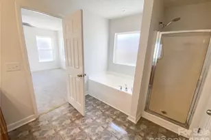 5024 Stone Park Dr, Charlotte, NC 28269 - Photo 9